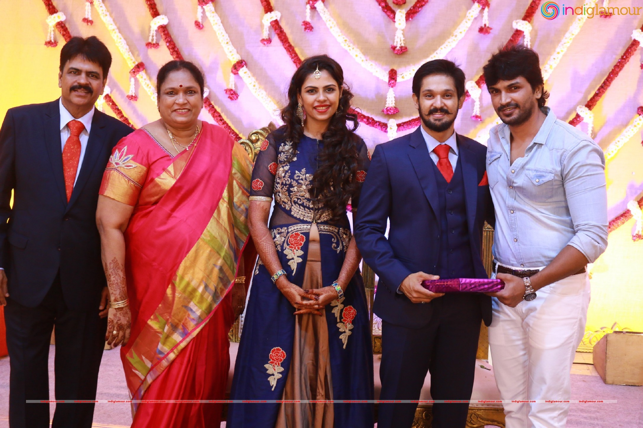 Actor Nakul Sruti Wedding Reception Event hd photo