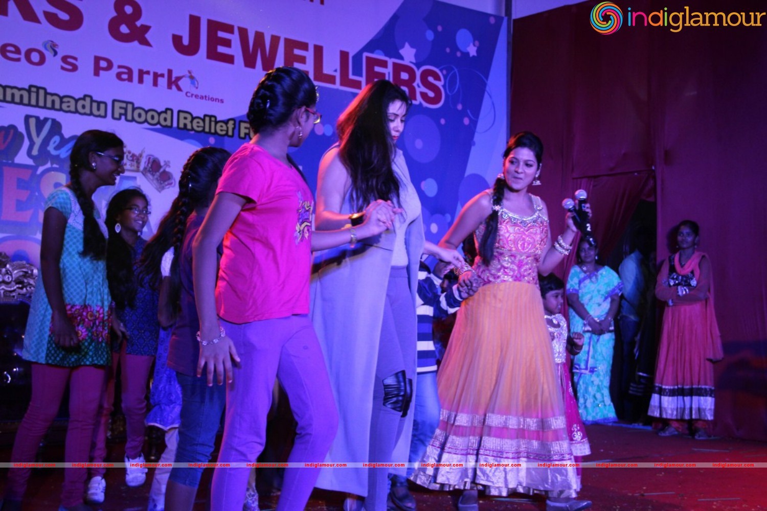Actress Namita New Year Celebration 2016 Photos Event hd photo