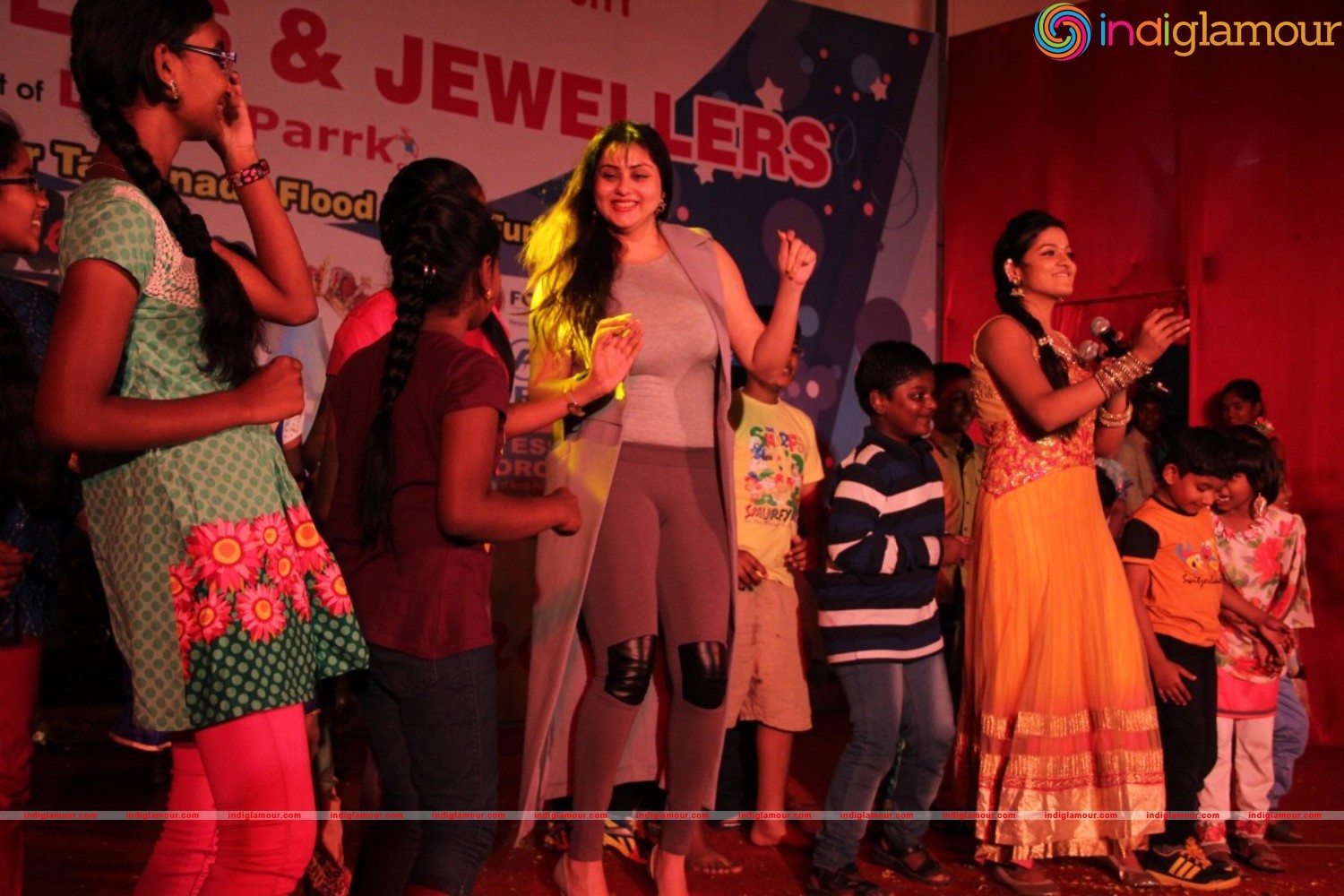 Actress Namita New Year Celebration 2016 Photos Event hd photo
