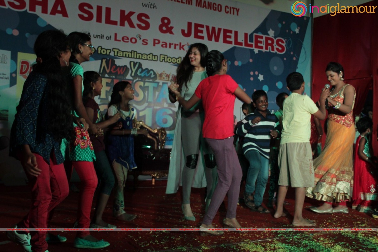 Actress Namita New Year Celebration 2016 Photos Event hd photo