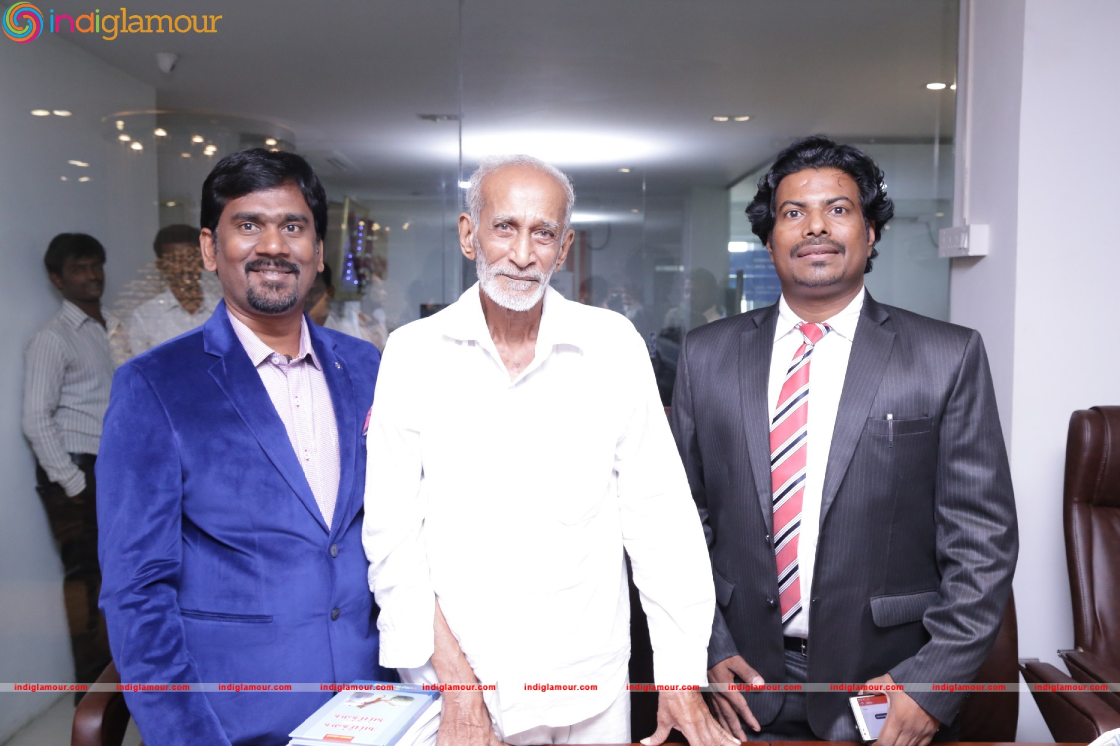 Nambikkai Mel Nambikkai Book Release Event Stills Event hd photo