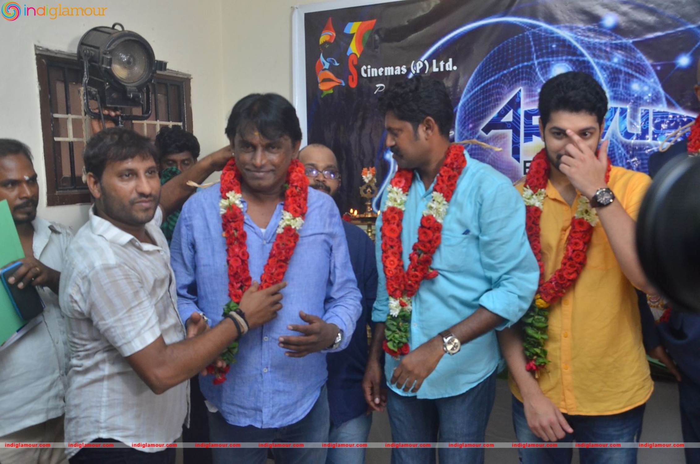 Arivuu Ennum Aayudham Movie Launch Event hd photo
