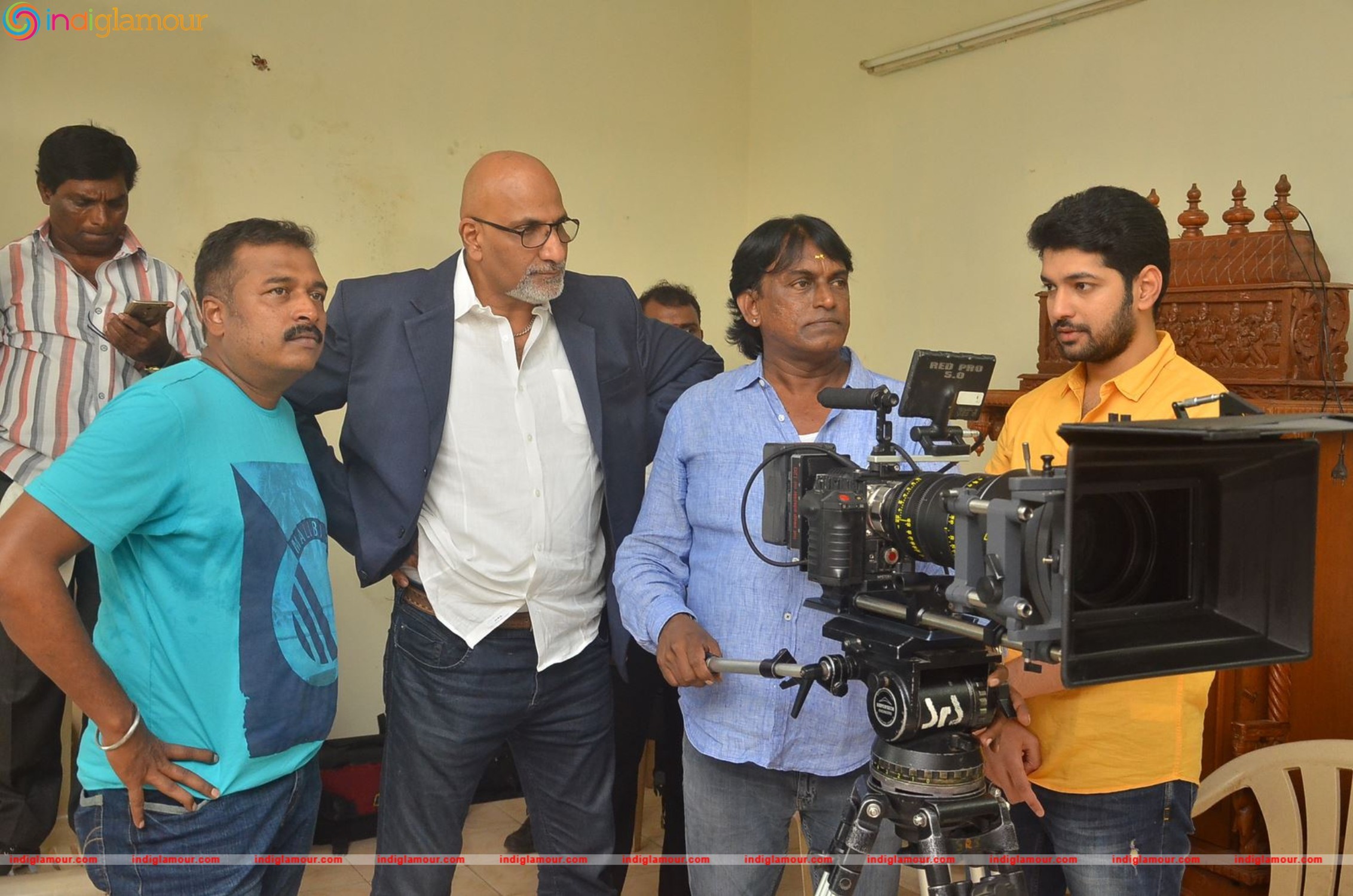 Arivuu Ennum Aayudham Movie Launch Event hd photo