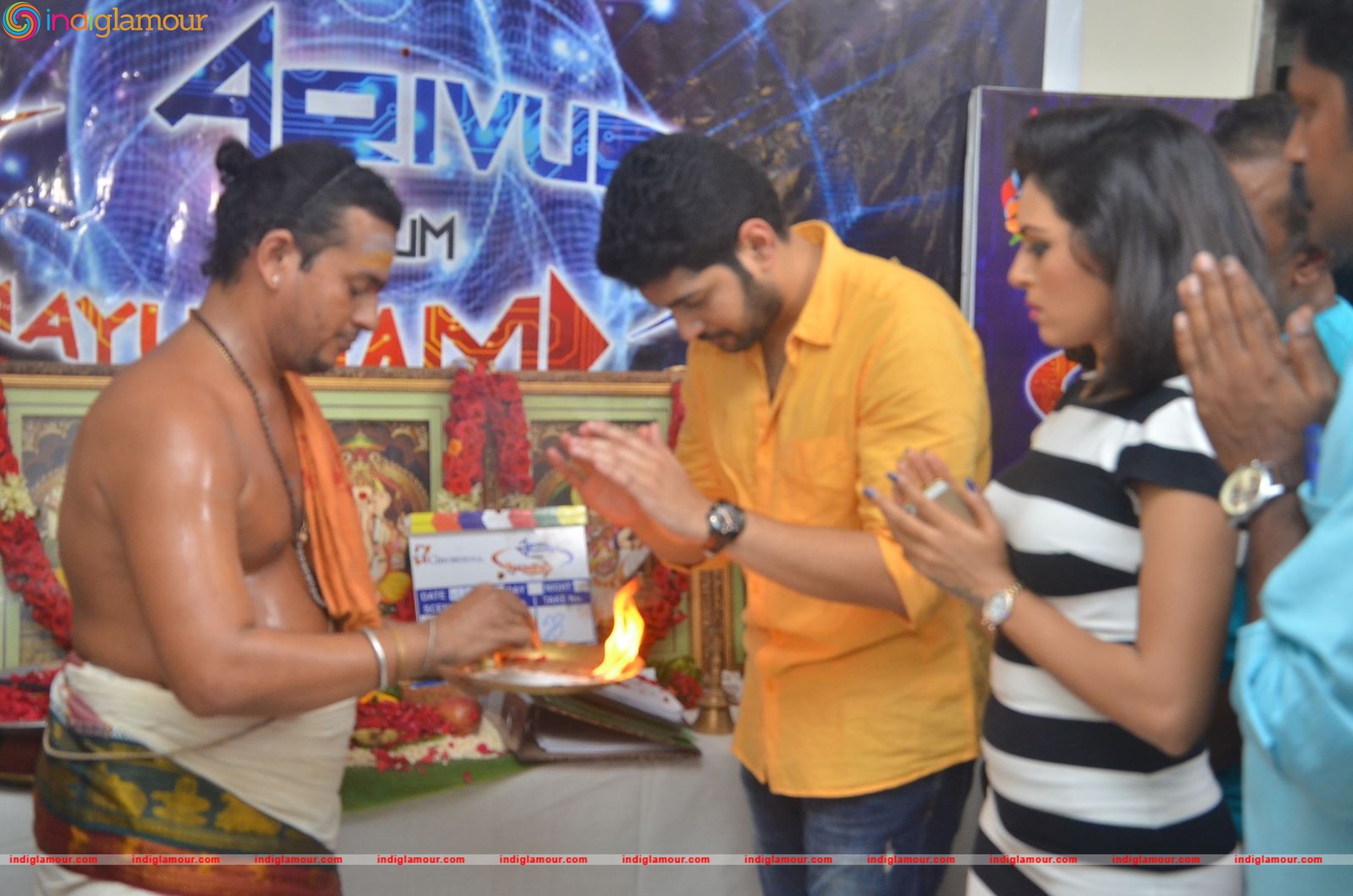 Arivuu Ennum Aayudham Movie Launch Event hd photo
