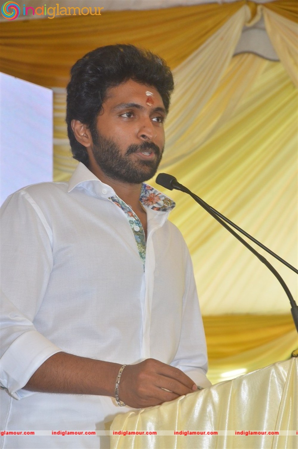 Actor Vikram Prabhu Movie Launch Photos Event hd photo