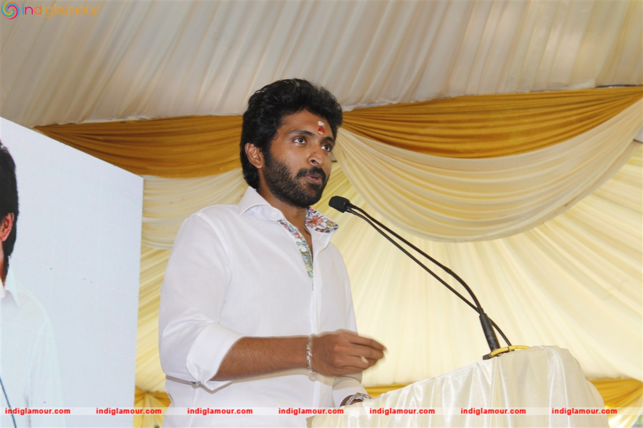 Actor Vikram Prabhu Movie Launch Photos Event hd photo