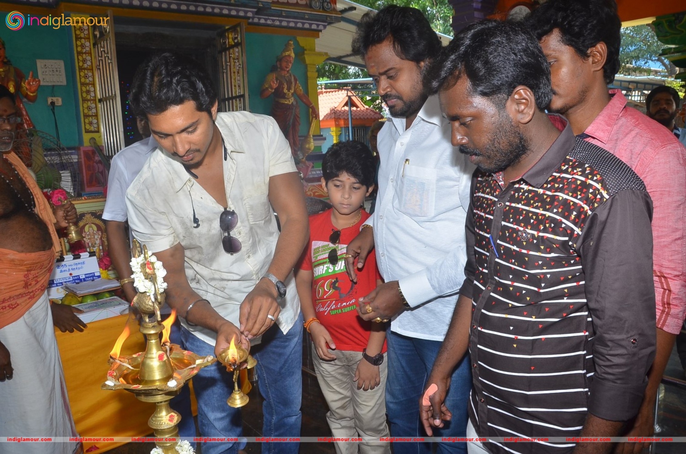 235 Vathu Thgudhi Movie Pooja Stills Event hd photo