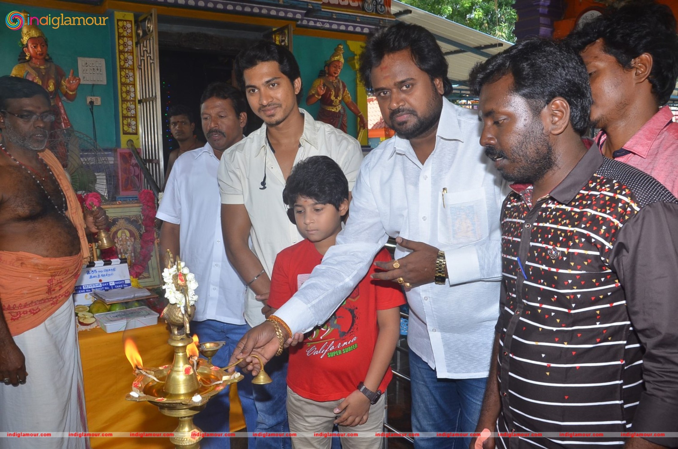 235 Vathu Thgudhi Movie Pooja Stills Event hd photo