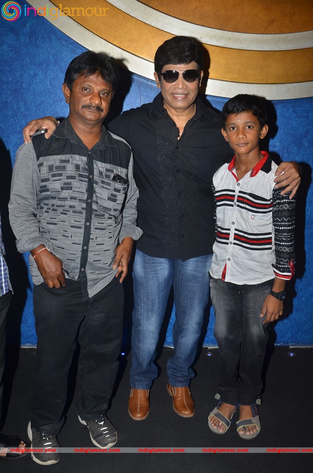 Anandaraj Arranges Dhilluku Dhuddu Special Show for Children Event hd photo