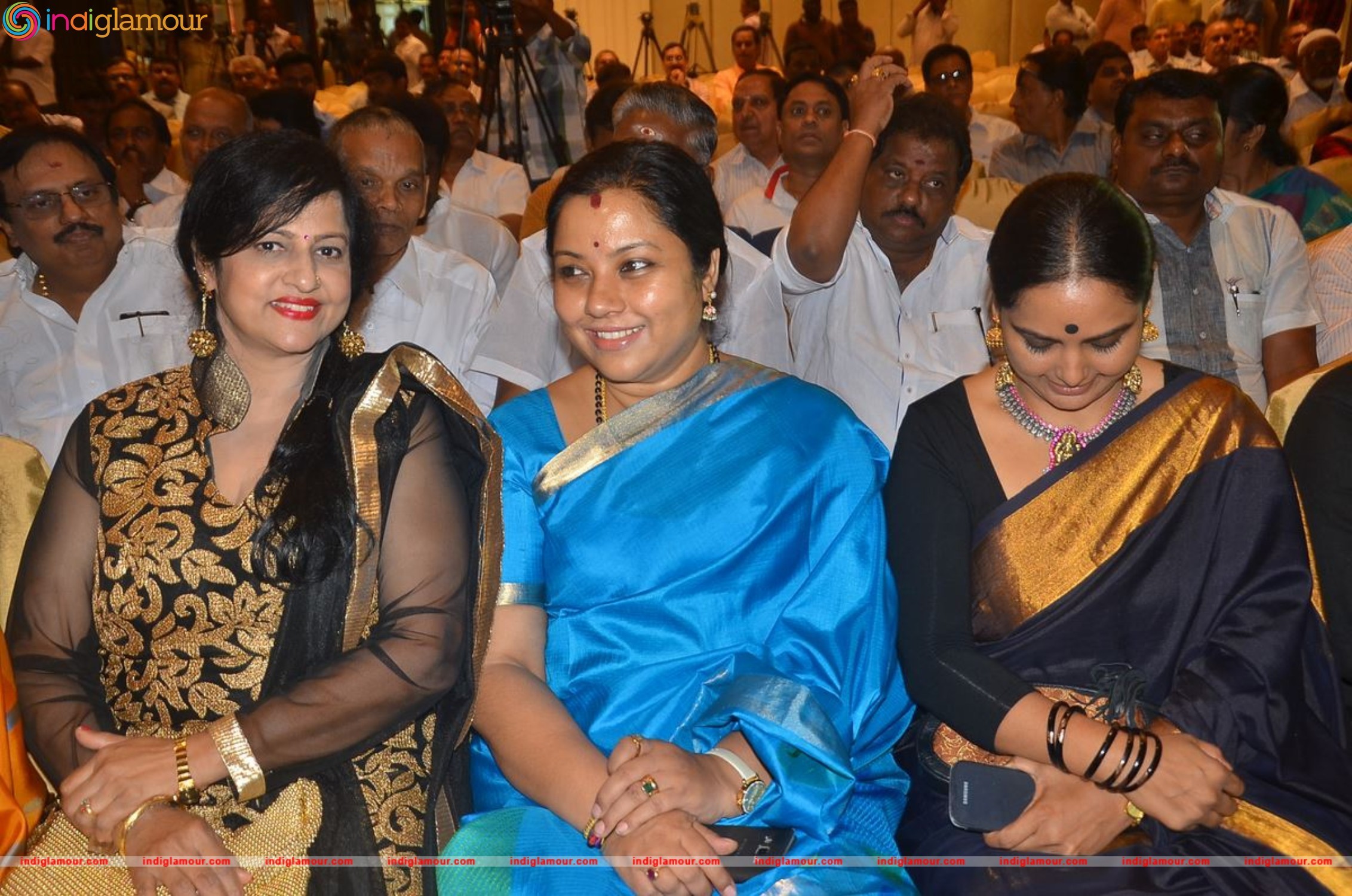 South Indian Film Chamber Union Felicitating Minister Venkaiah Naidu Event hd photo