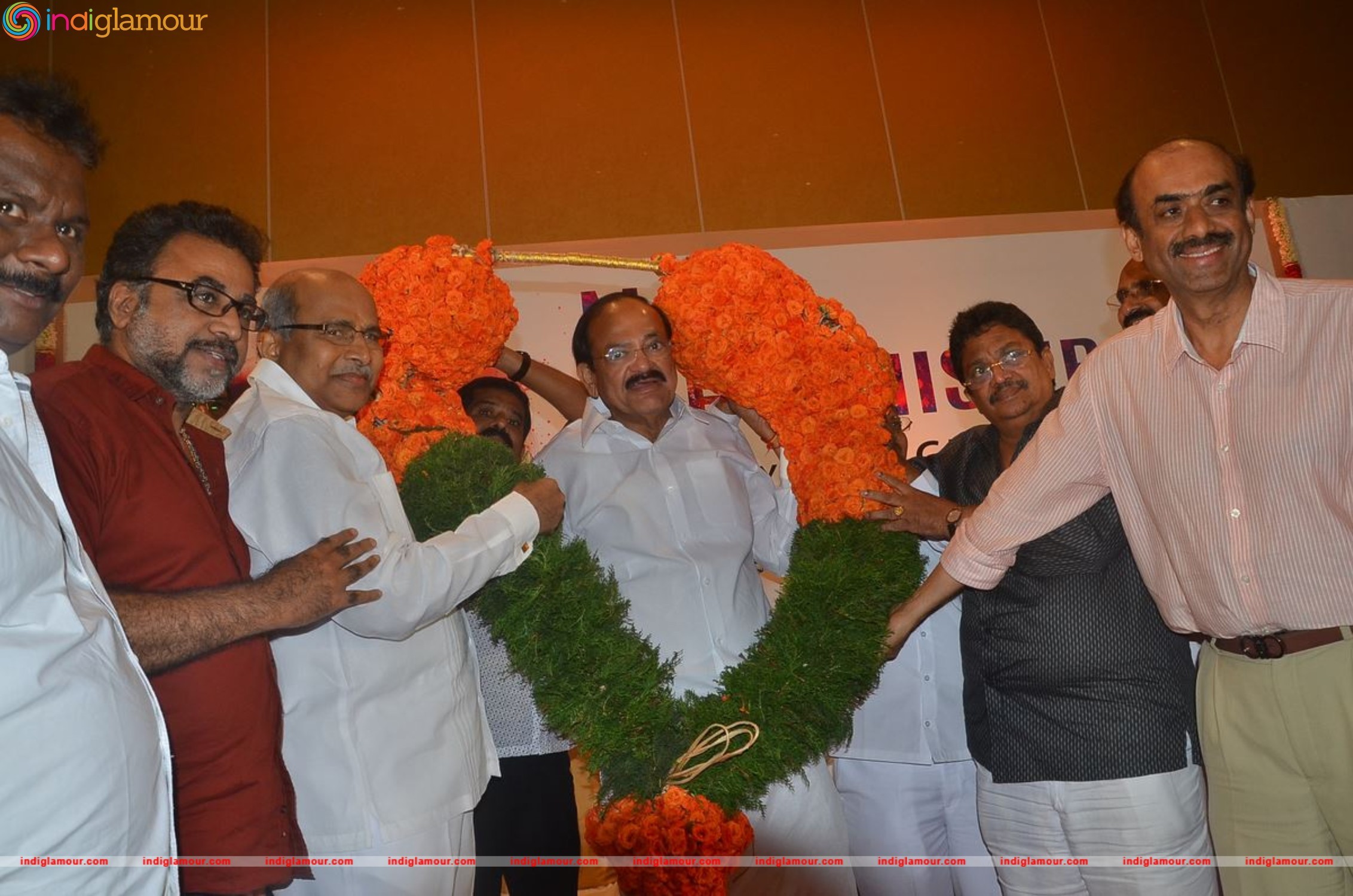 South Indian Film Chamber Union Felicitating Minister Venkaiah Naidu Event hd photo