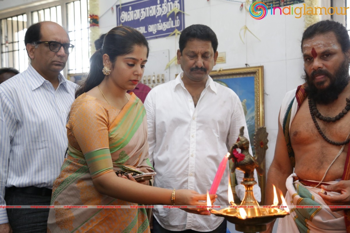 Shivalinga Movie Pooja Stills Event hd photo