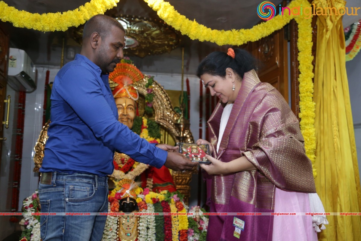 Shivalinga Movie Pooja Stills Event hd photo
