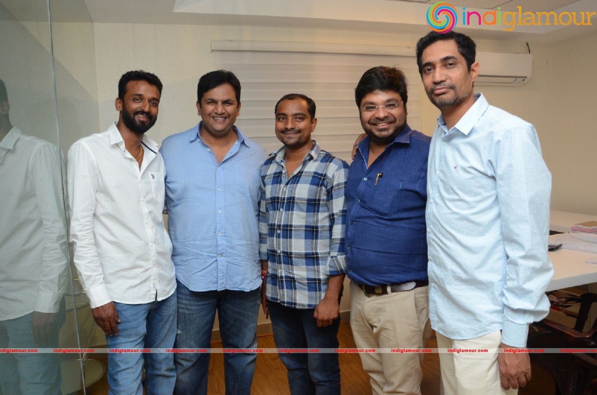 abhishek pictures press meet about kabali Event hd photo