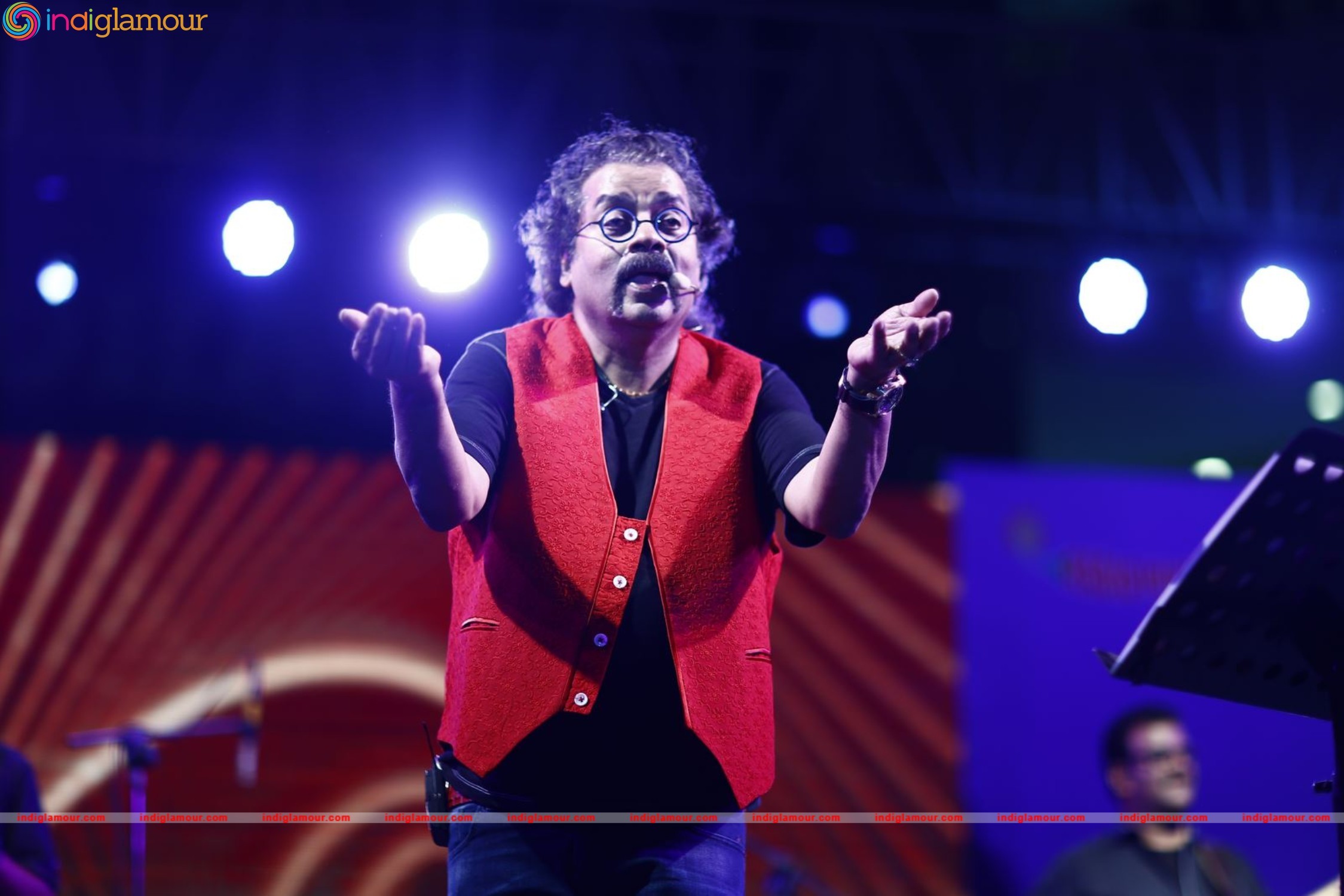 Hariharans Live In Concert at The Forum Vijaya Mall Event hd photo