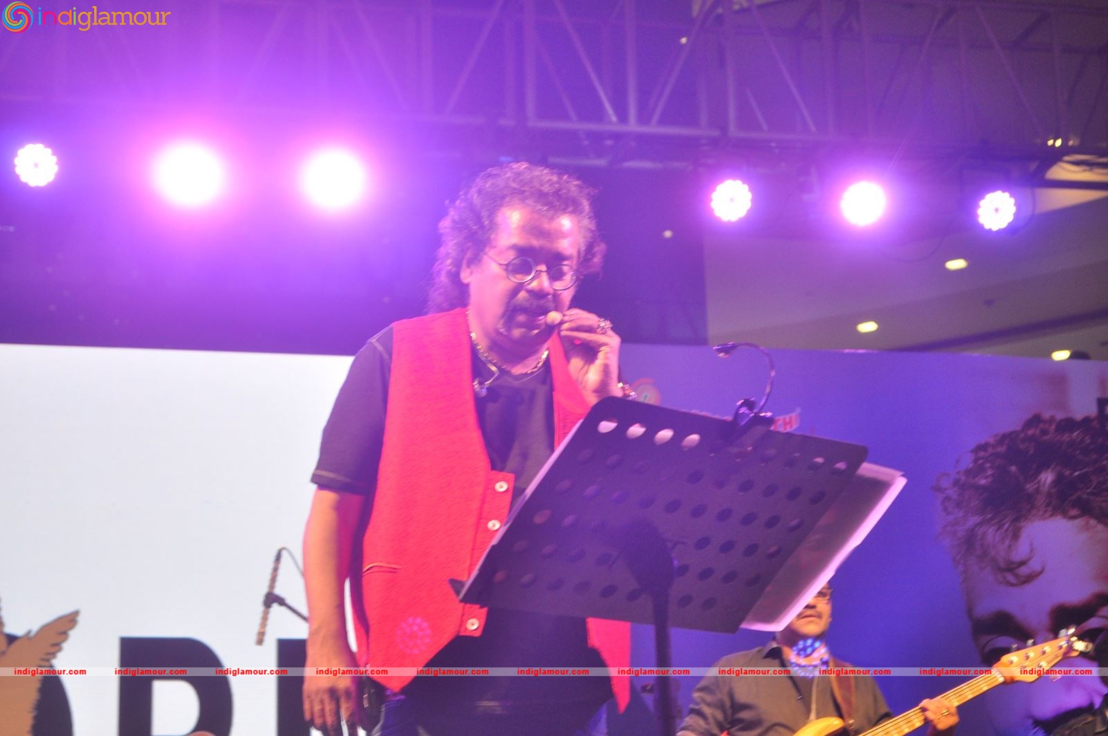 Hariharans Live In Concert at The Forum Vijaya Mall Event hd photo
