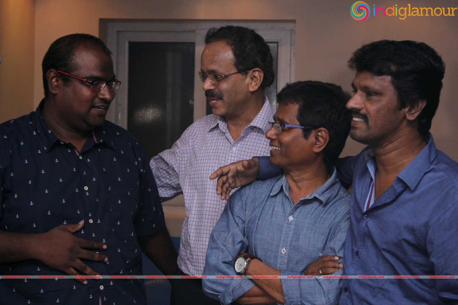 Director Sasi Balaji Sakthivel Cheran And Dhananjayan Watching Oru Naal Koothu Event hd photo