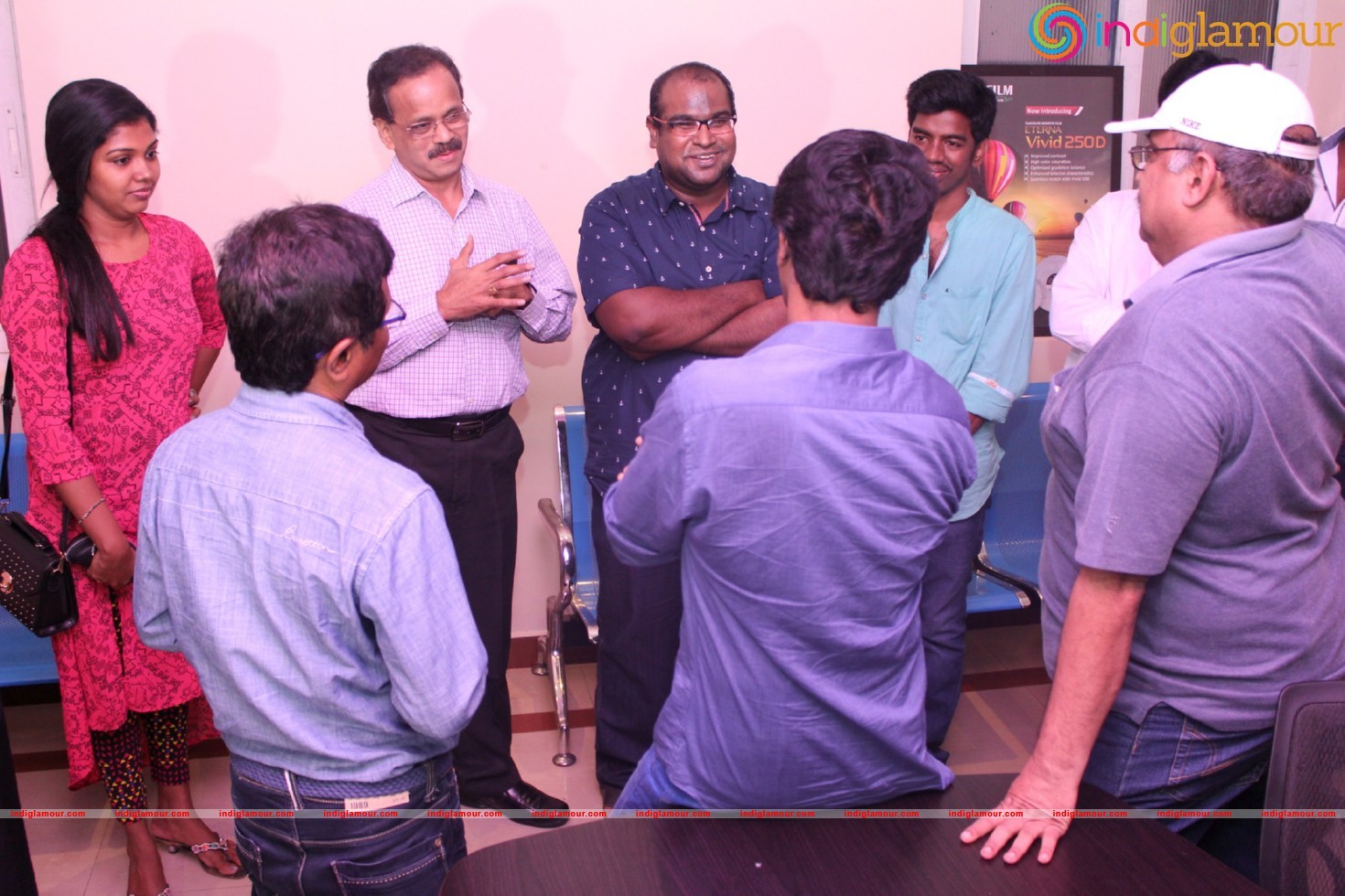 Director Sasi Balaji Sakthivel Cheran And Dhananjayan Watching Oru Naal Koothu Event hd photo