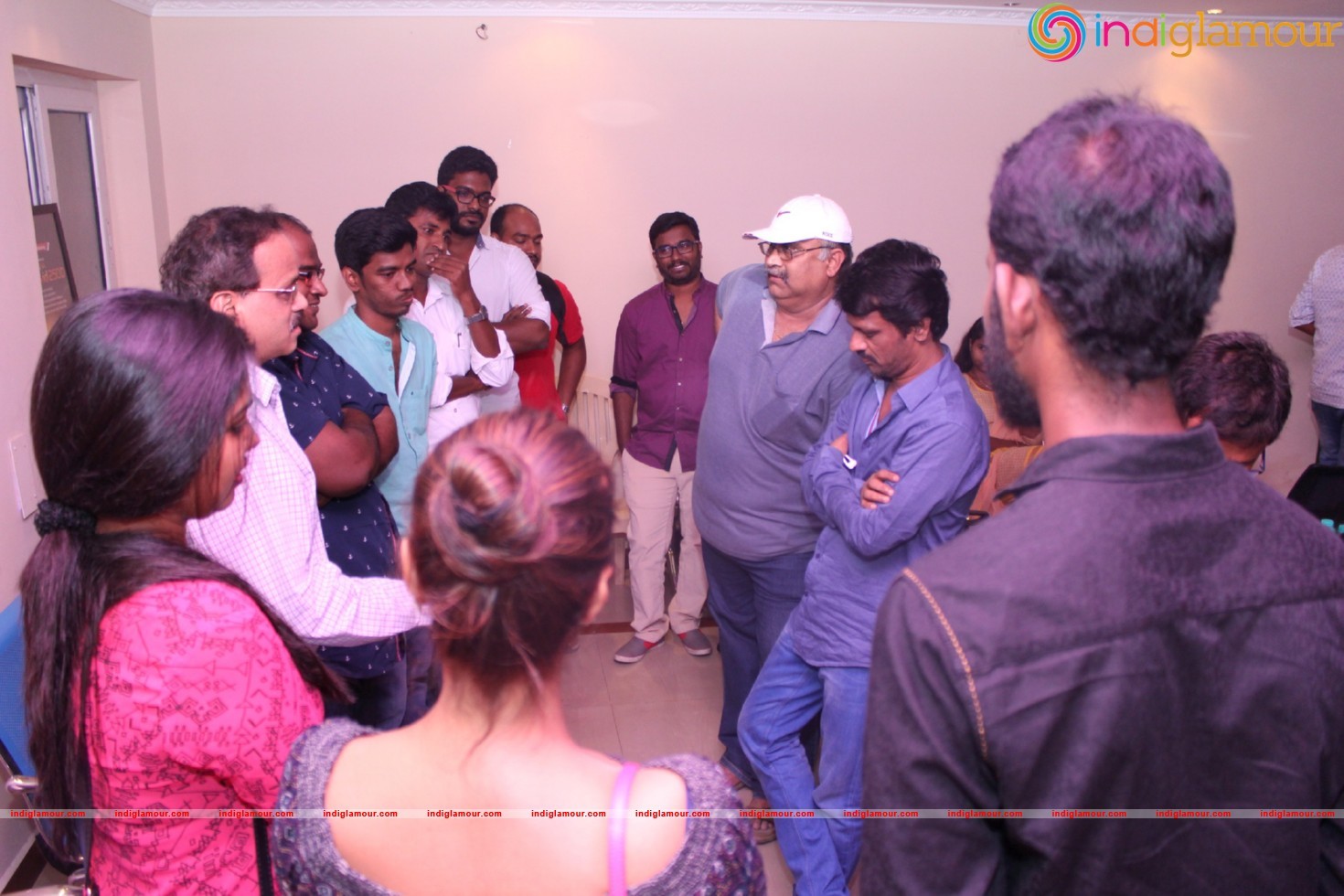 Director Sasi Balaji Sakthivel Cheran And Dhananjayan Watching Oru Naal Koothu Event hd photo