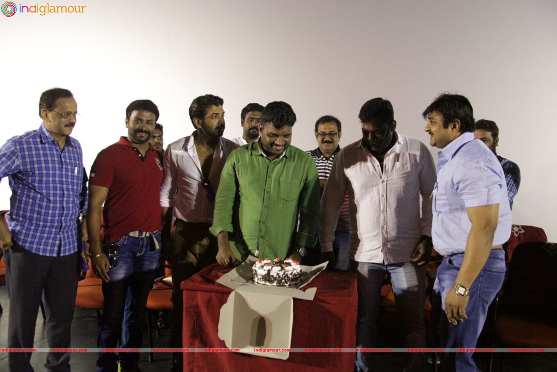 Aarathu Sinam Theatre Celebration Photo Gallery Event hd photo