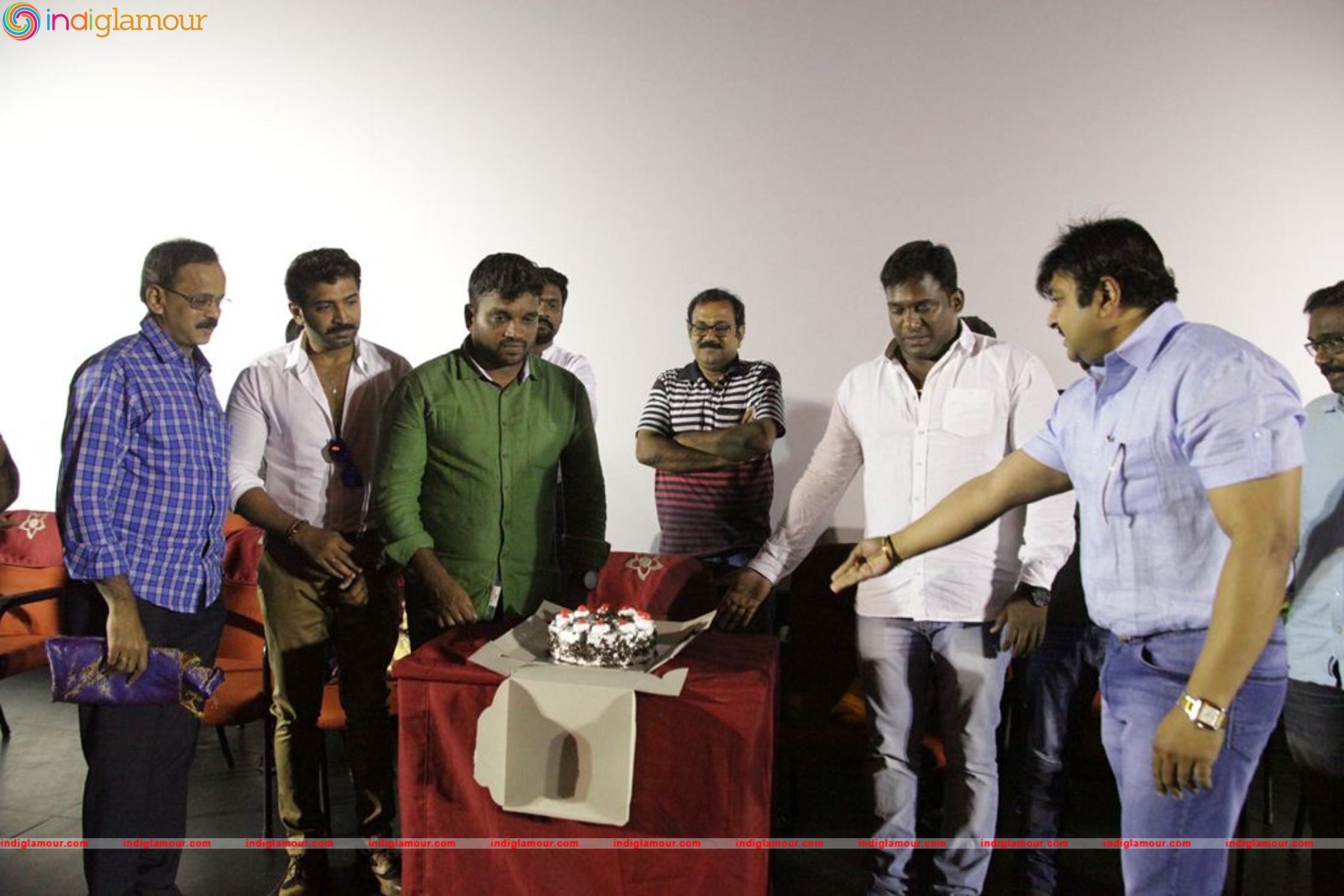Aarathu Sinam Theatre Celebration Photo Gallery Event hd photo