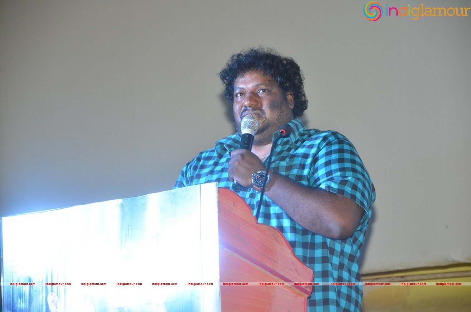 Nee Enna Maayam Seithai Audio Launch Event hd photo