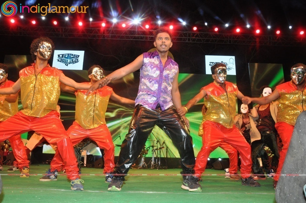 Raja Cheyyi Veste Movie Audio launch Event Event hd photo