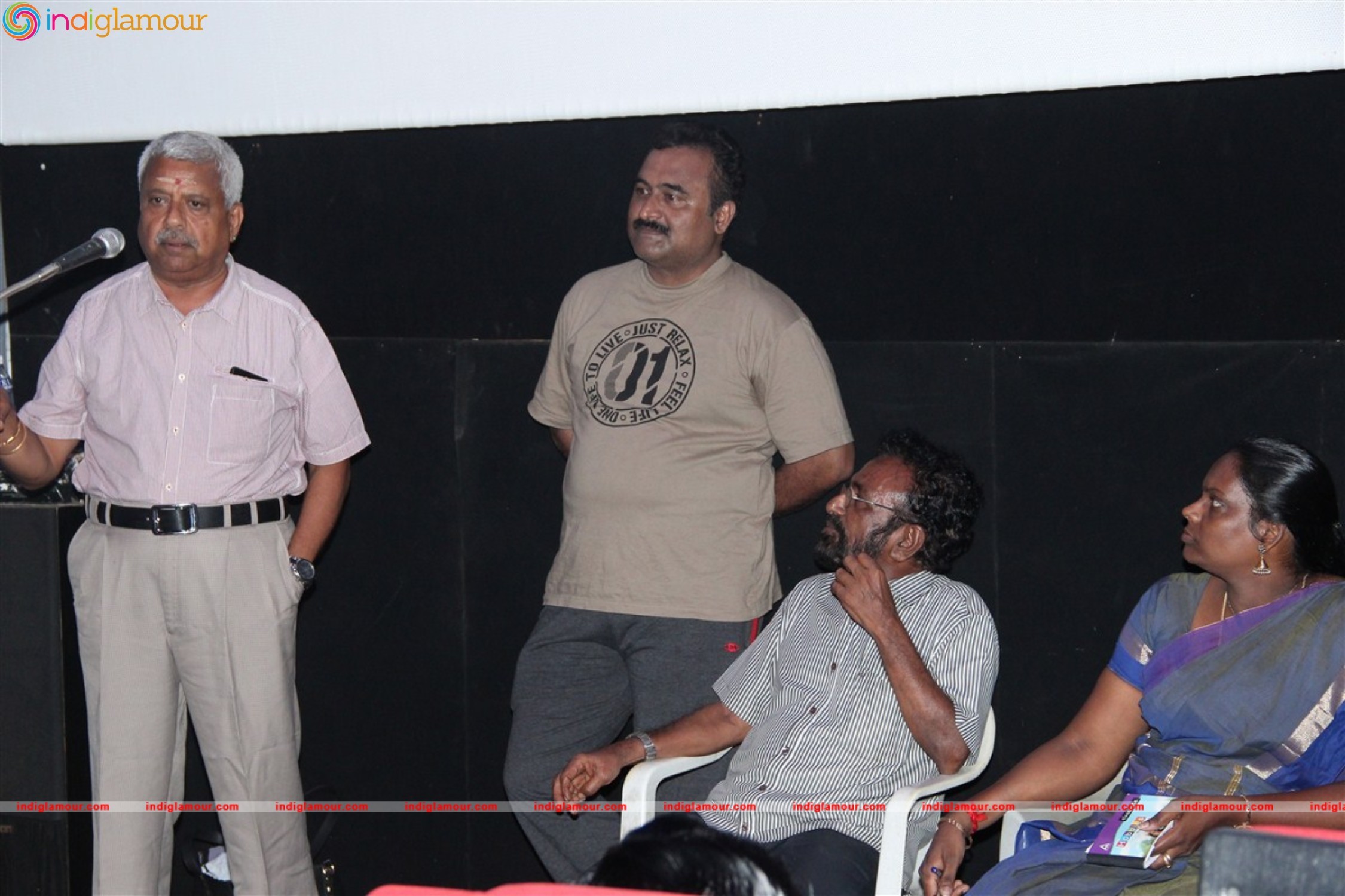 Hello Naan Pei Pesuren Movie Press Meet Photos Event hd photo