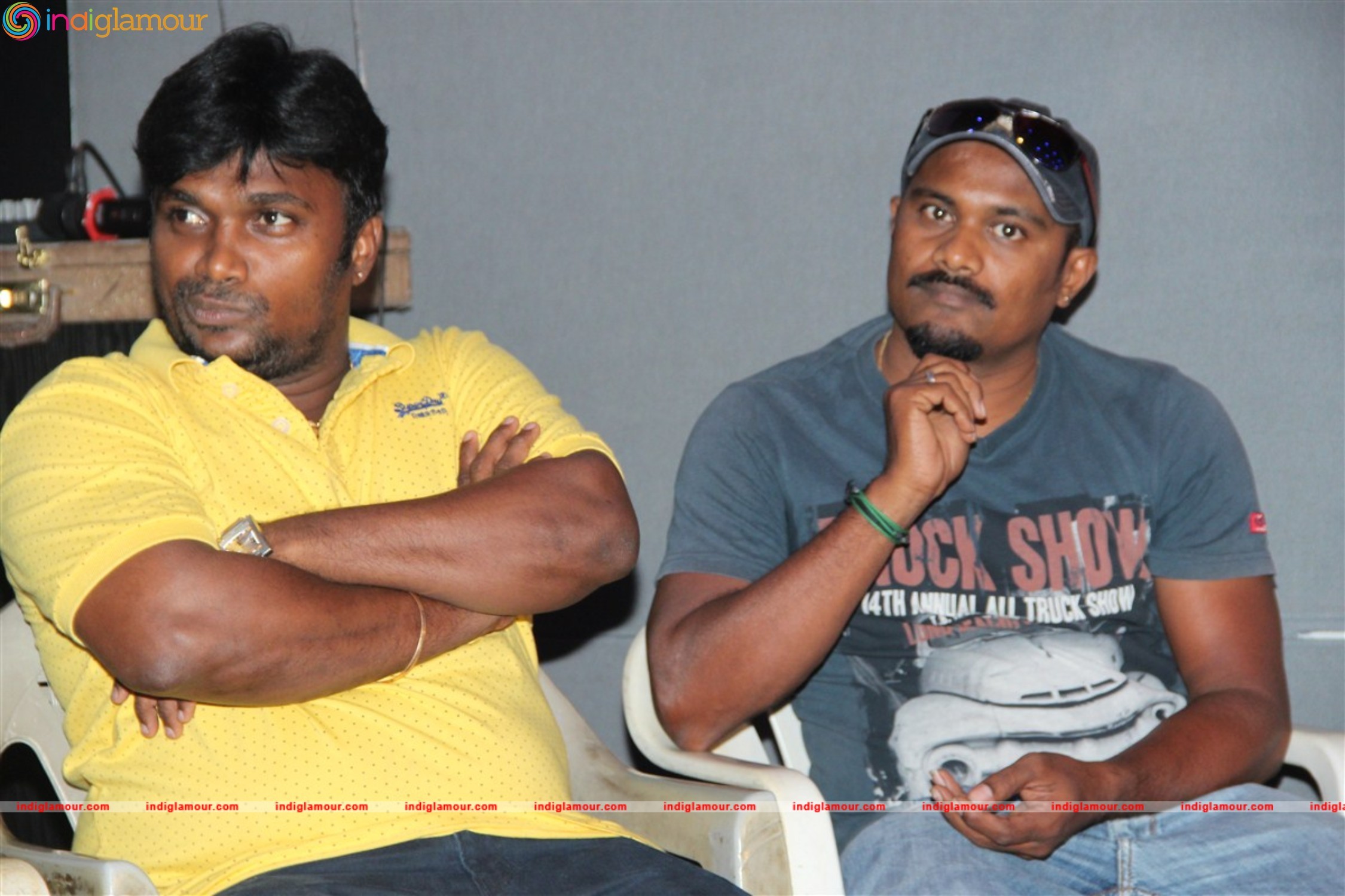 Hello Naan Pei Pesuren Movie Press Meet Photos Event hd photo
