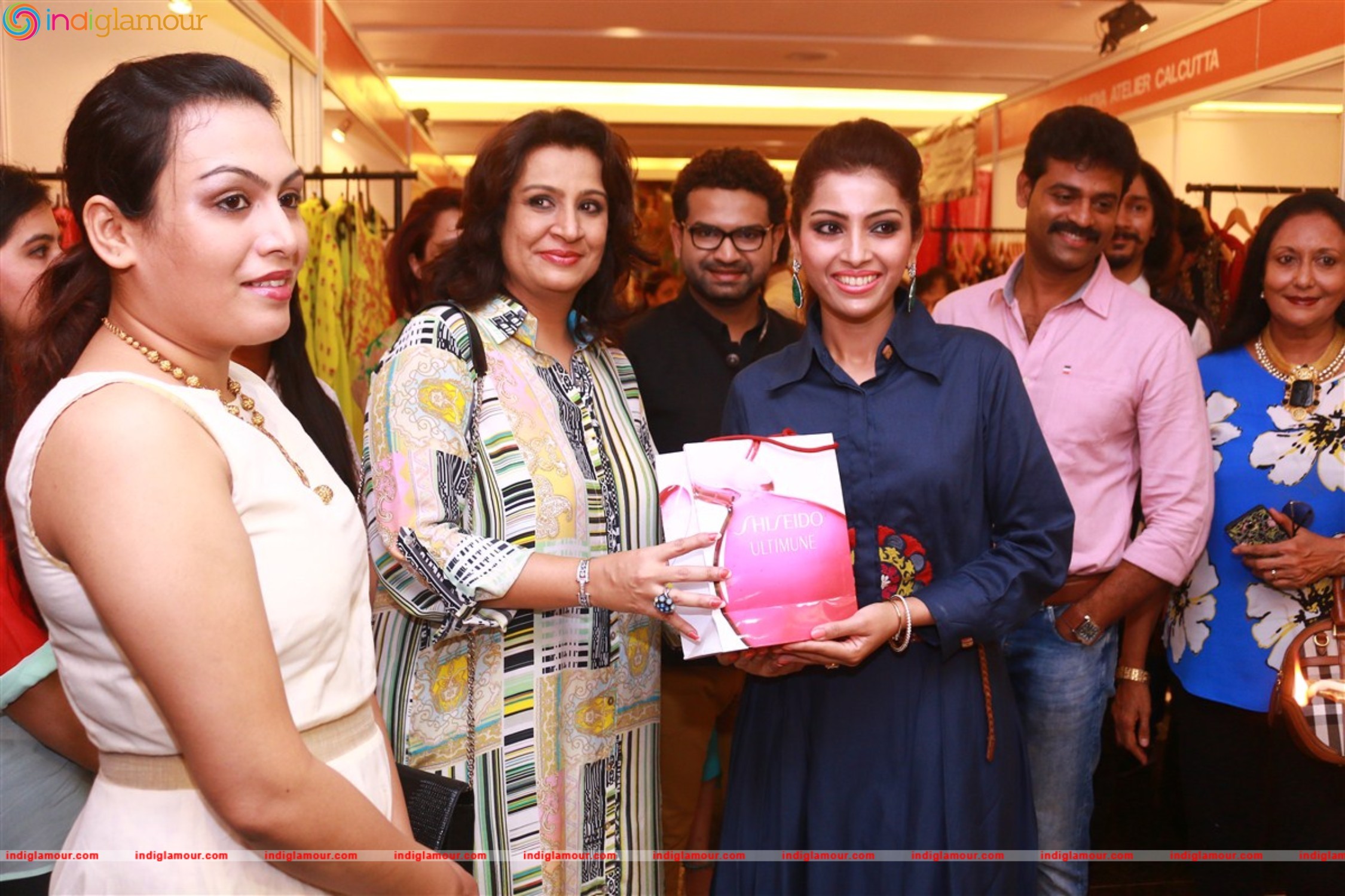 Vimonisha Exhibition Launch Photos Event hd photo