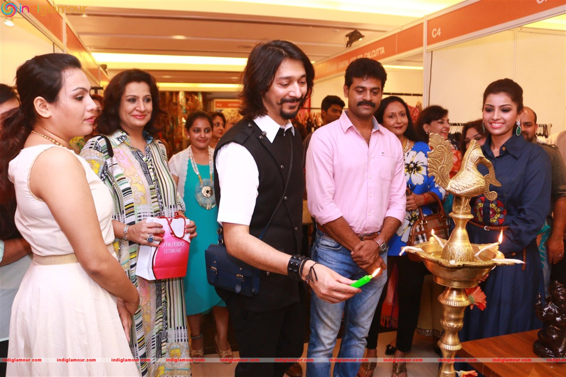Vimonisha Exhibition Launch Photos Event hd photo