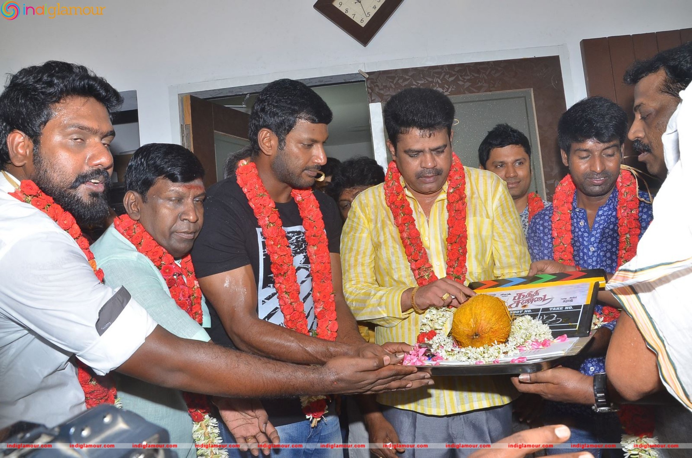 Kaththi Sandai Movie Launch Photos Event hd photo