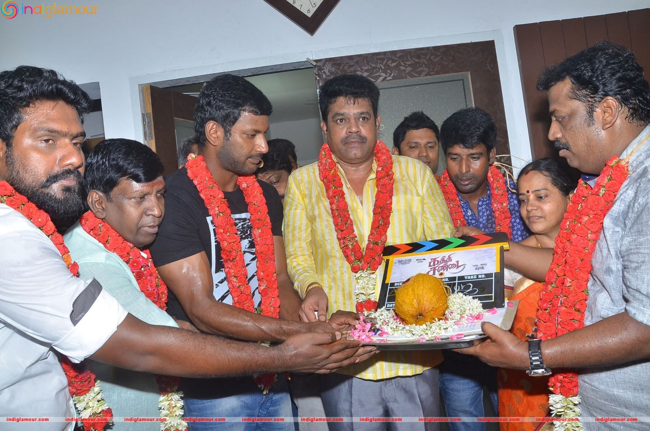 Kaththi Sandai Movie Launch Photos Event hd photo