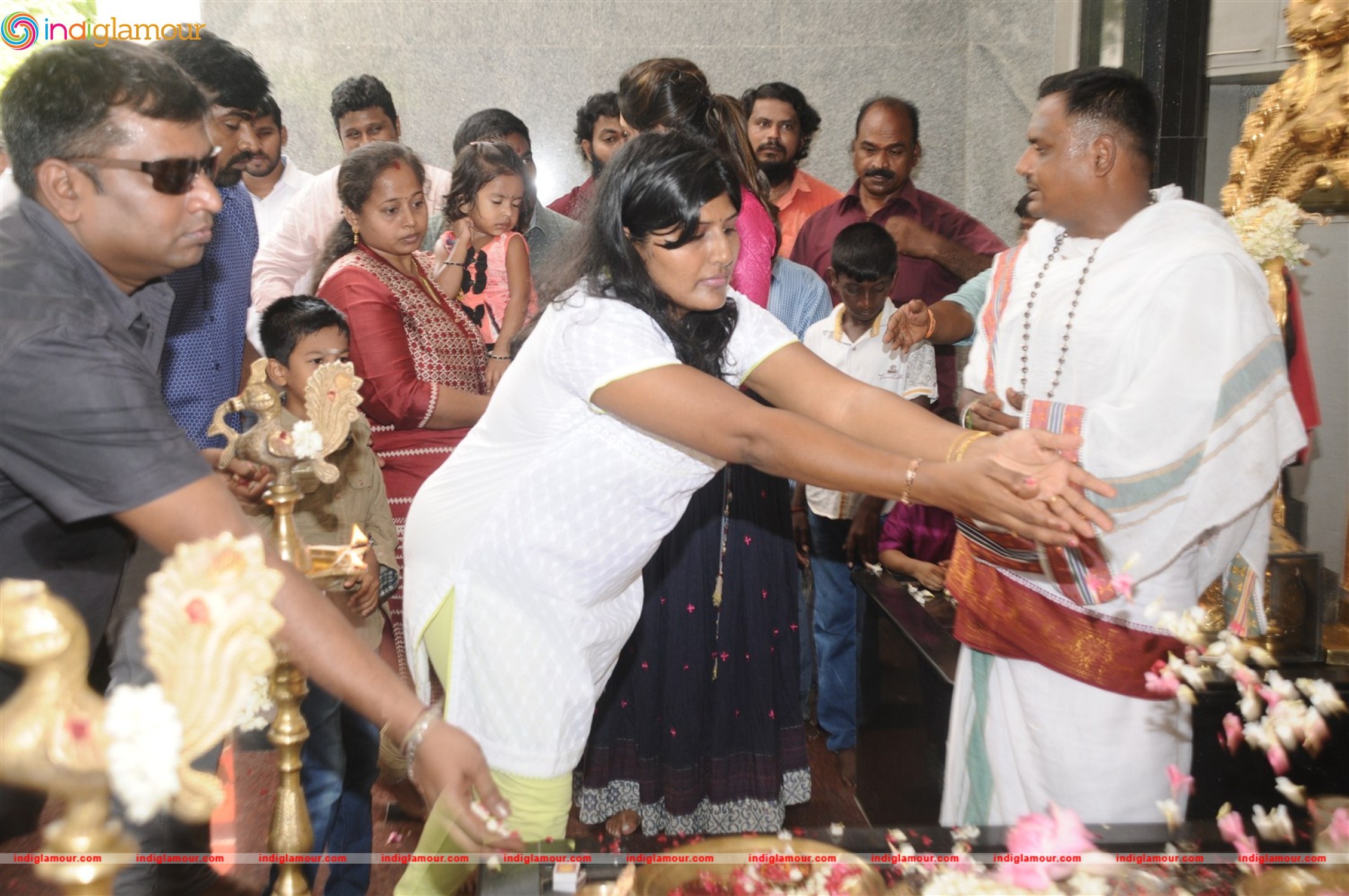 Rekka Movie Pooja Stills Event hd photo