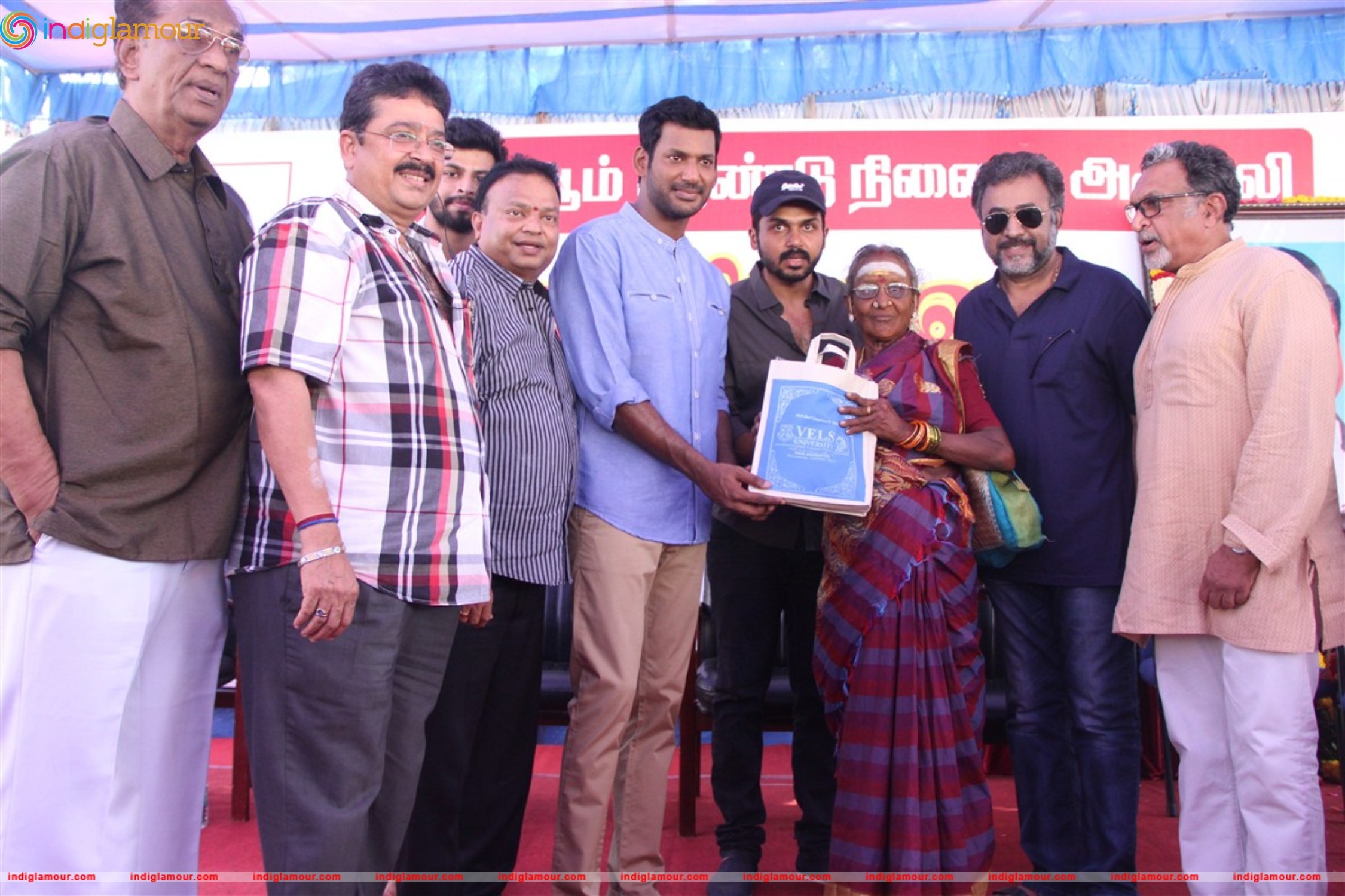Isari Velans 29th Memorial Day Function Event hd photo