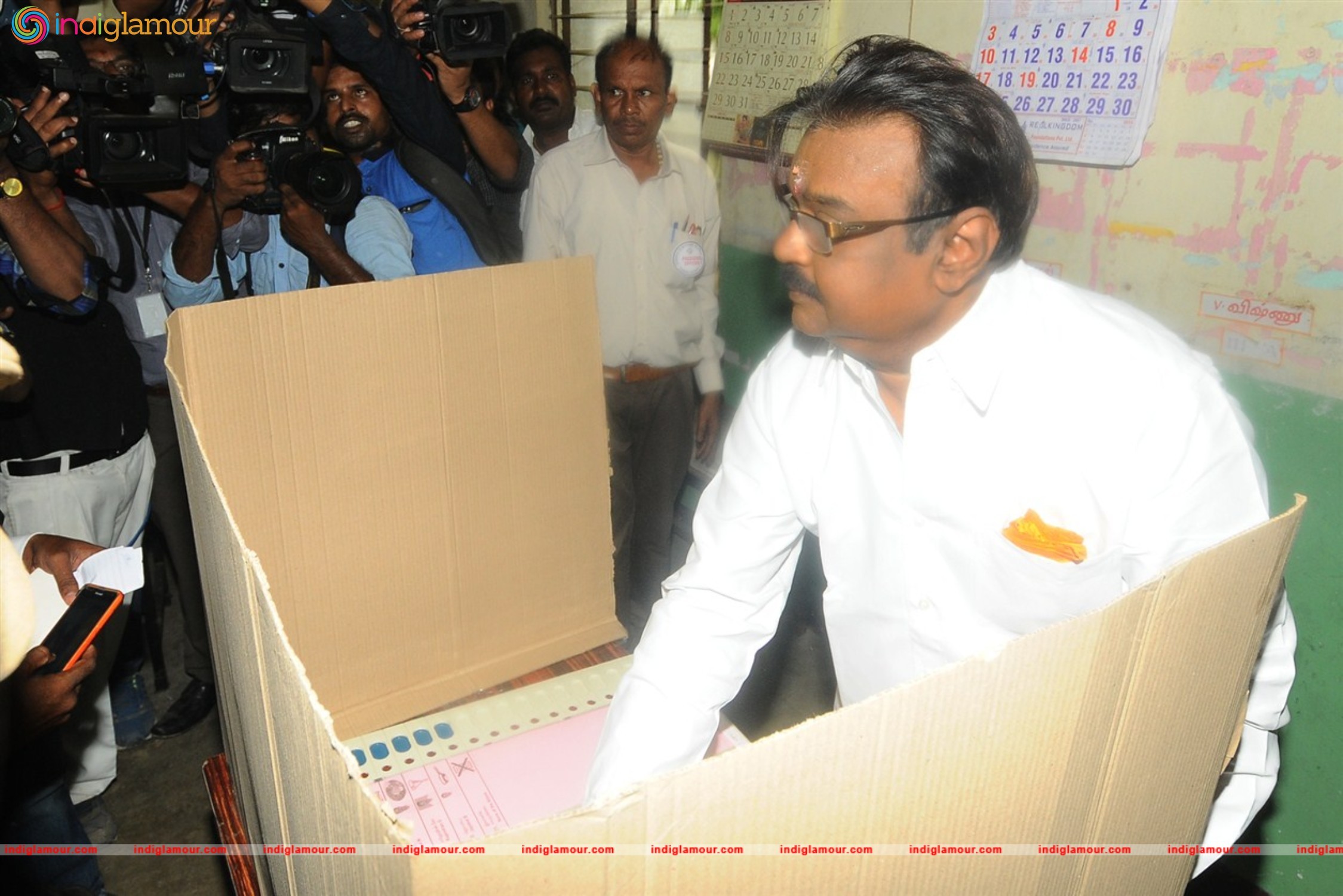 Actor and Actress For Vote Photos Event hd photo