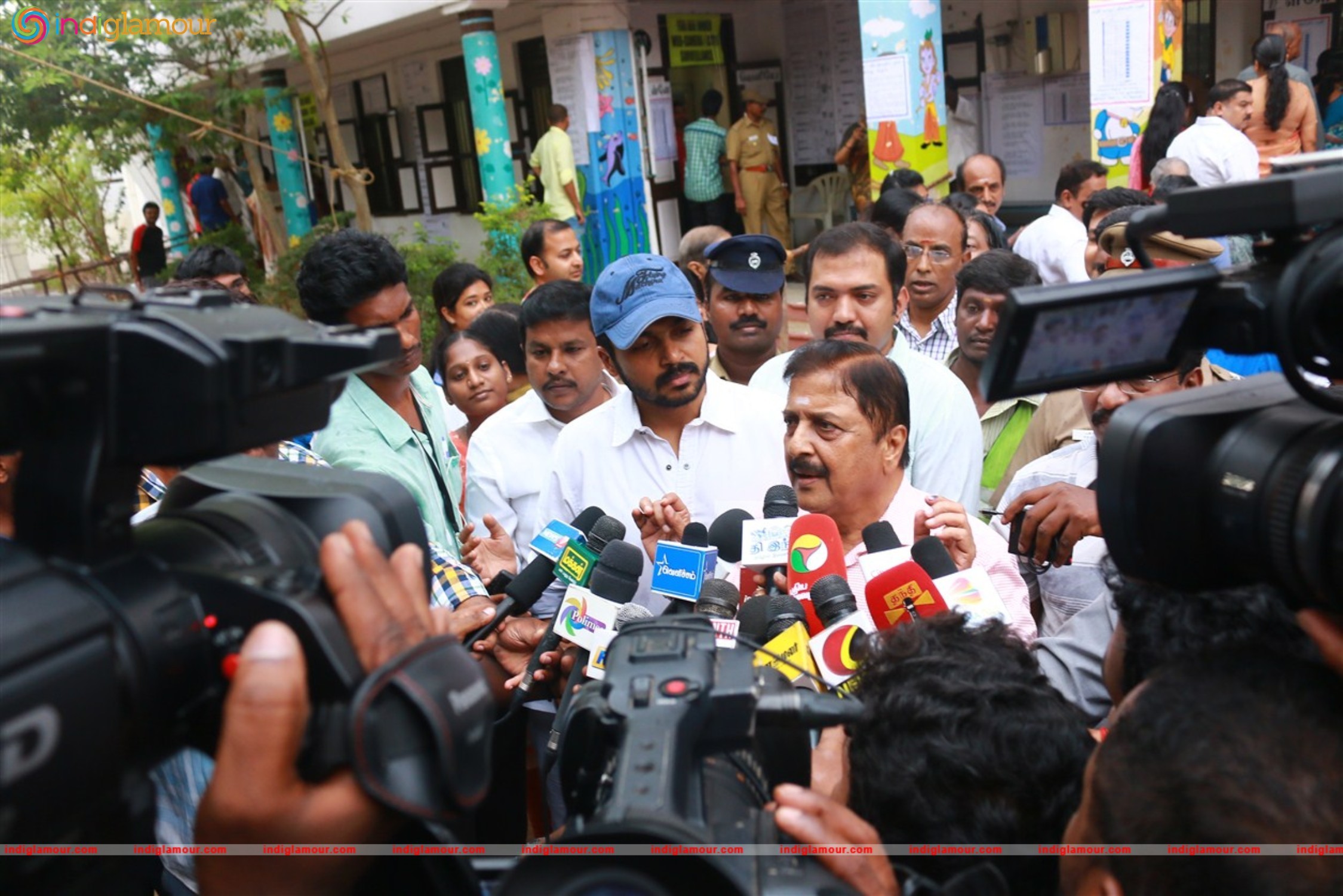 Actor and Actress For Vote Photos Event hd photo