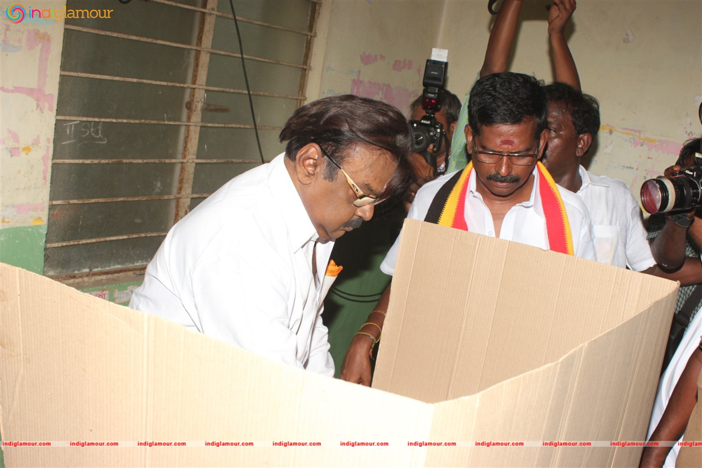 Actor and Actress For Vote Photos Event hd photo