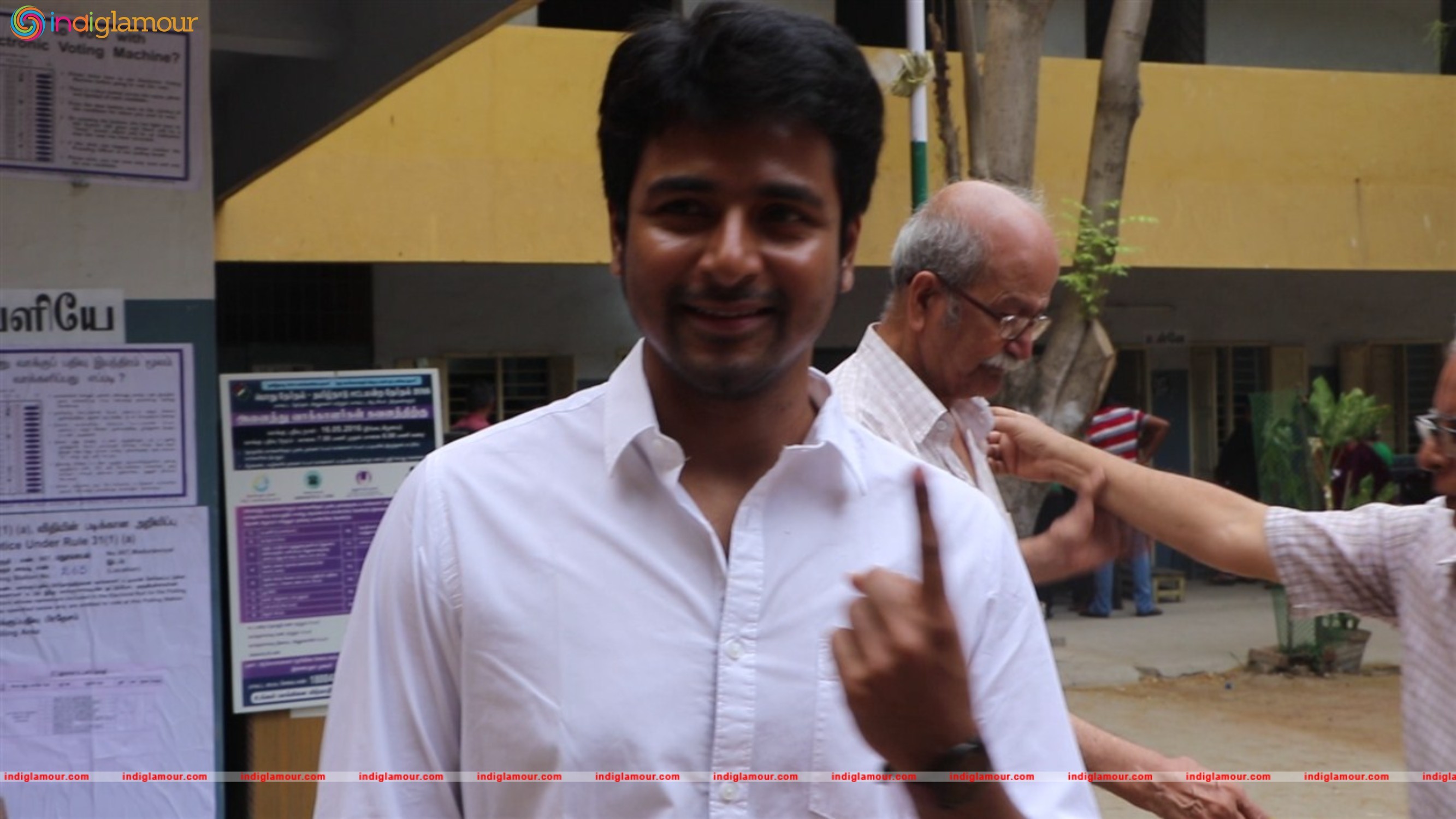 Actor and Actress For Vote Photos Event hd photo