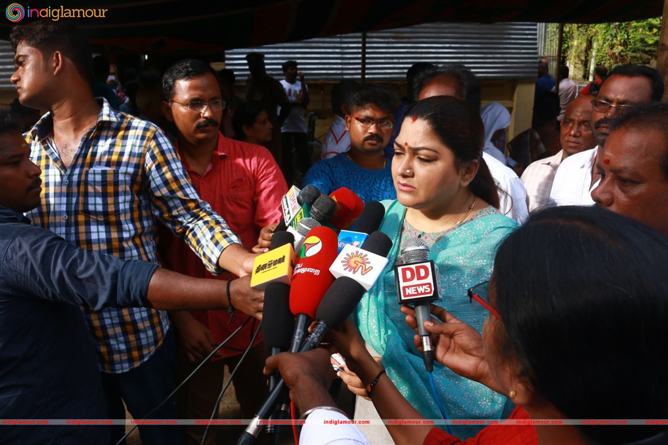 Actor and Actress For Vote Photos Event hd photo