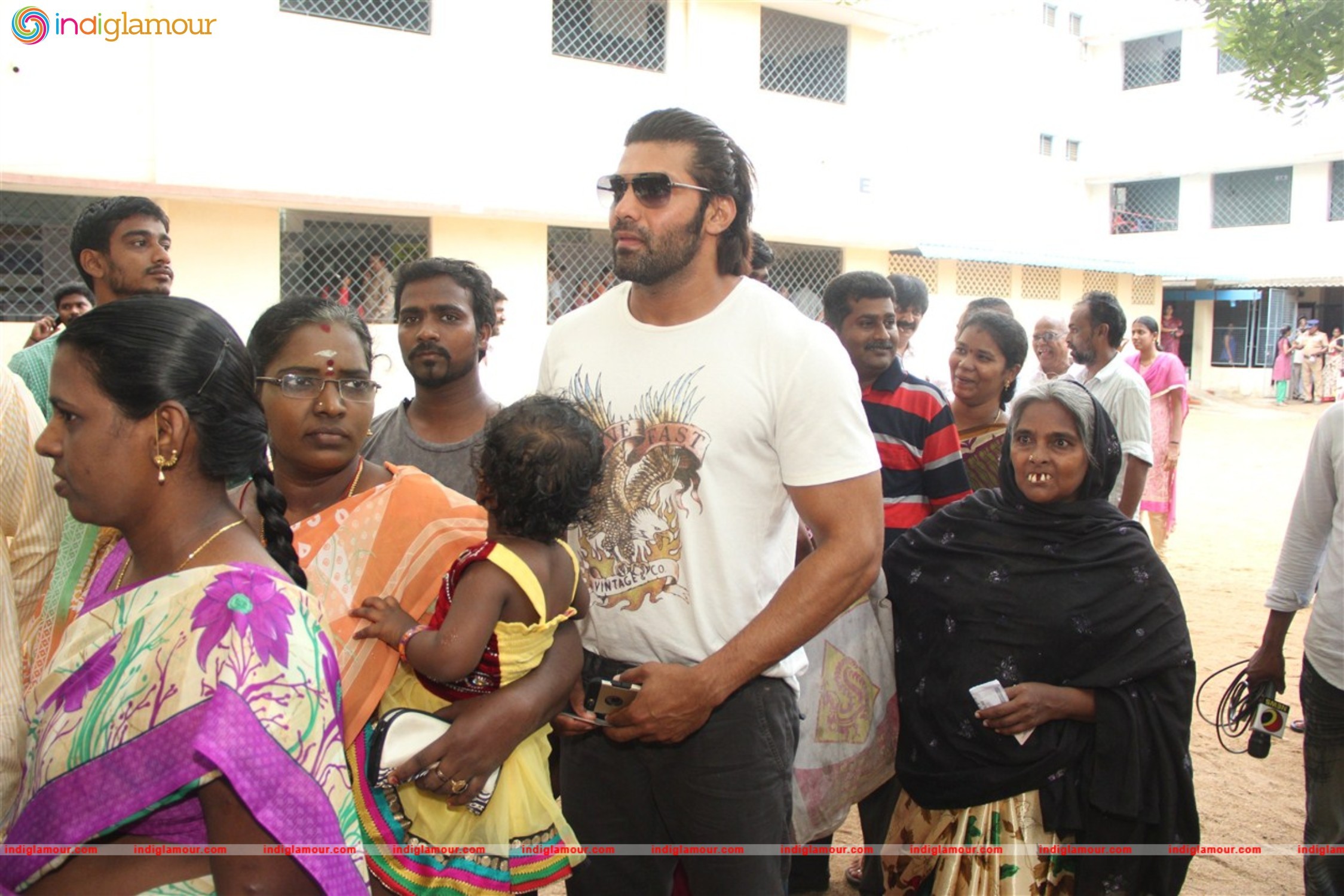 Actor and Actress For Vote Photos Event hd photo
