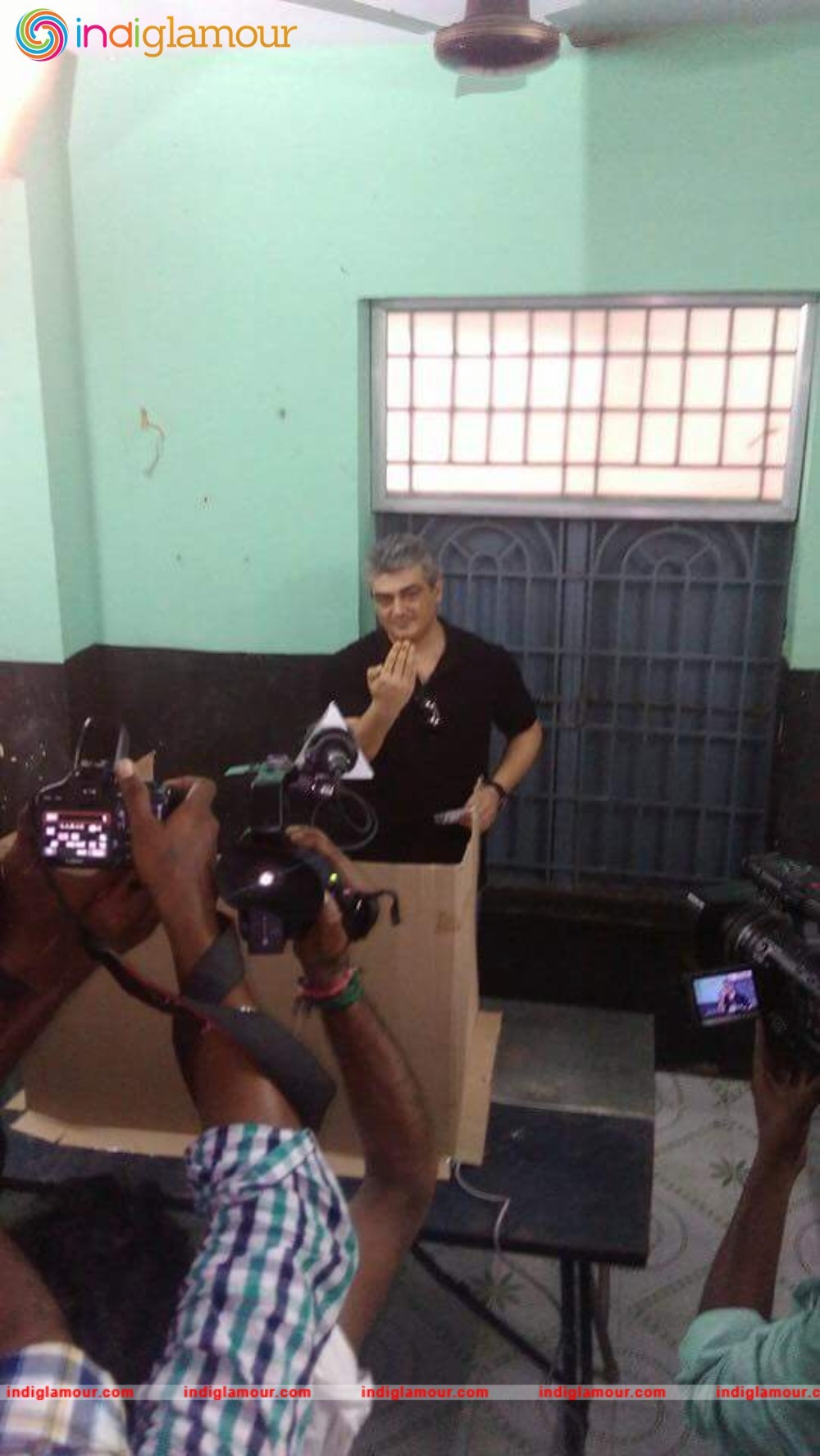 Celebrities Voting Event hd photo