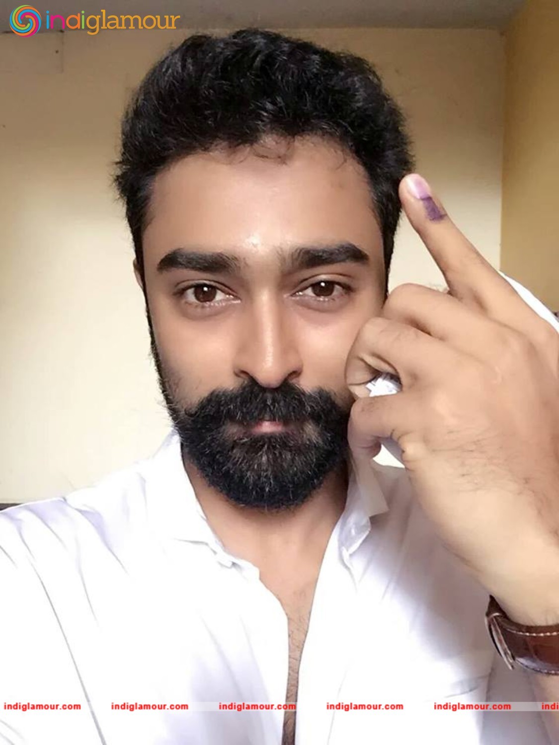 Celebrities Voting Event hd photo