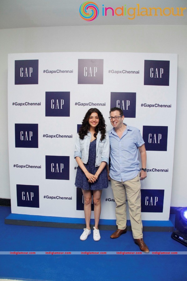 Kajal Aggarwal opens Gaps doors at Phoenix Market City Event hd photo