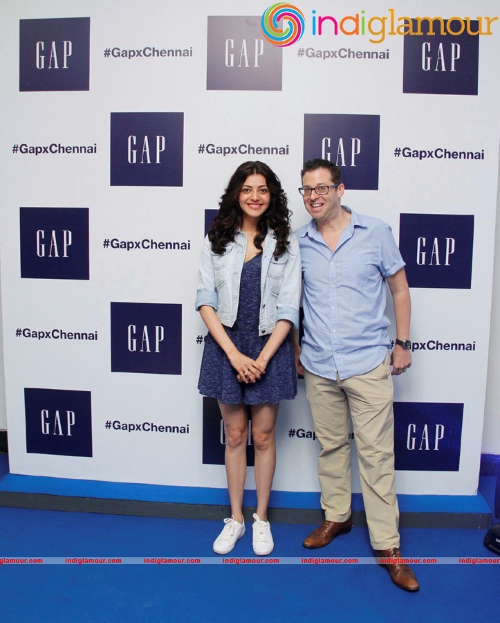 Kajal Aggarwal opens Gaps doors at Phoenix Market City Event hd photo