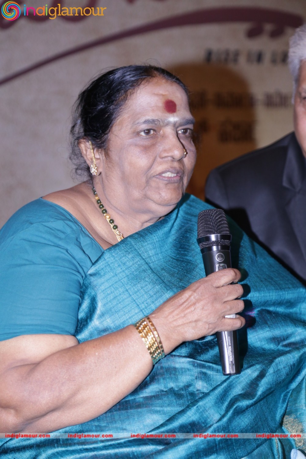 Kaadhalin Pon Veethiyil Movie Launch Event hd photo