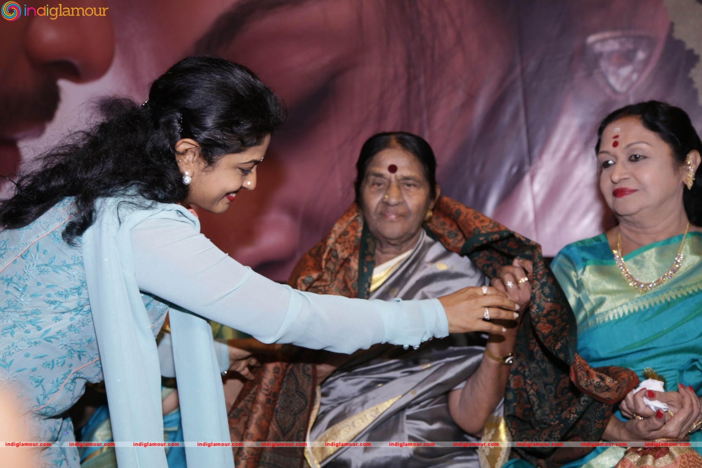 Kaadhalin Pon Veethiyil Movie Launch Event hd photo