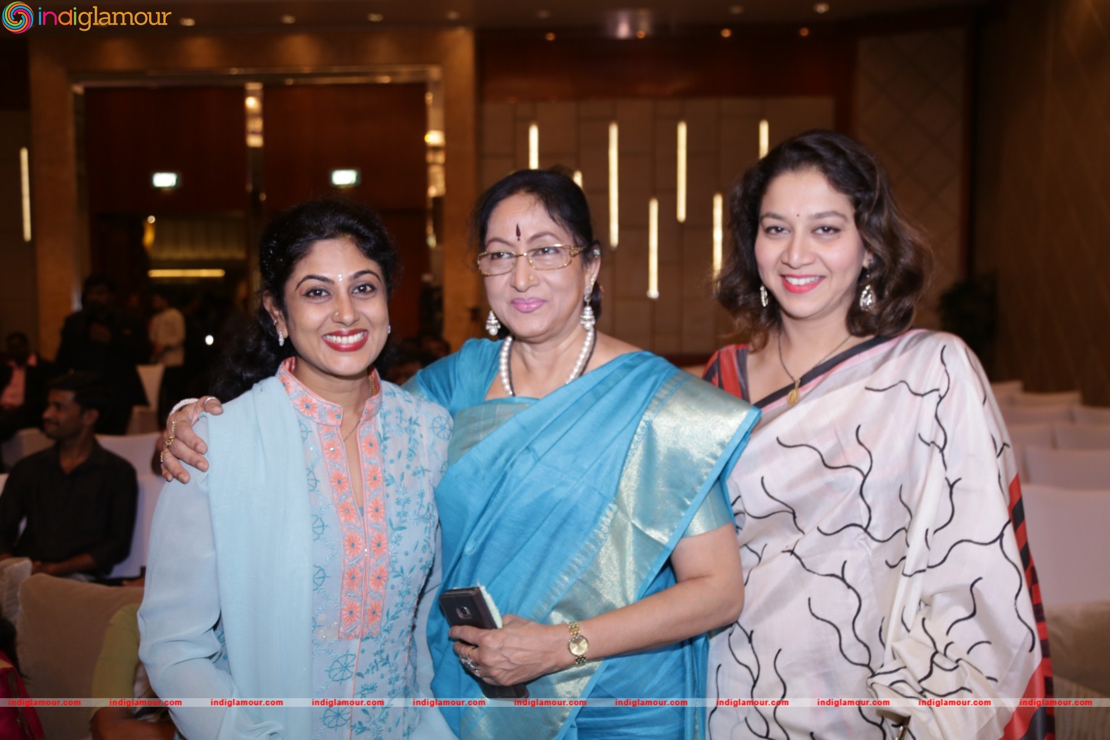 Kaadhalin Pon Veethiyil Movie Launch Event hd photo