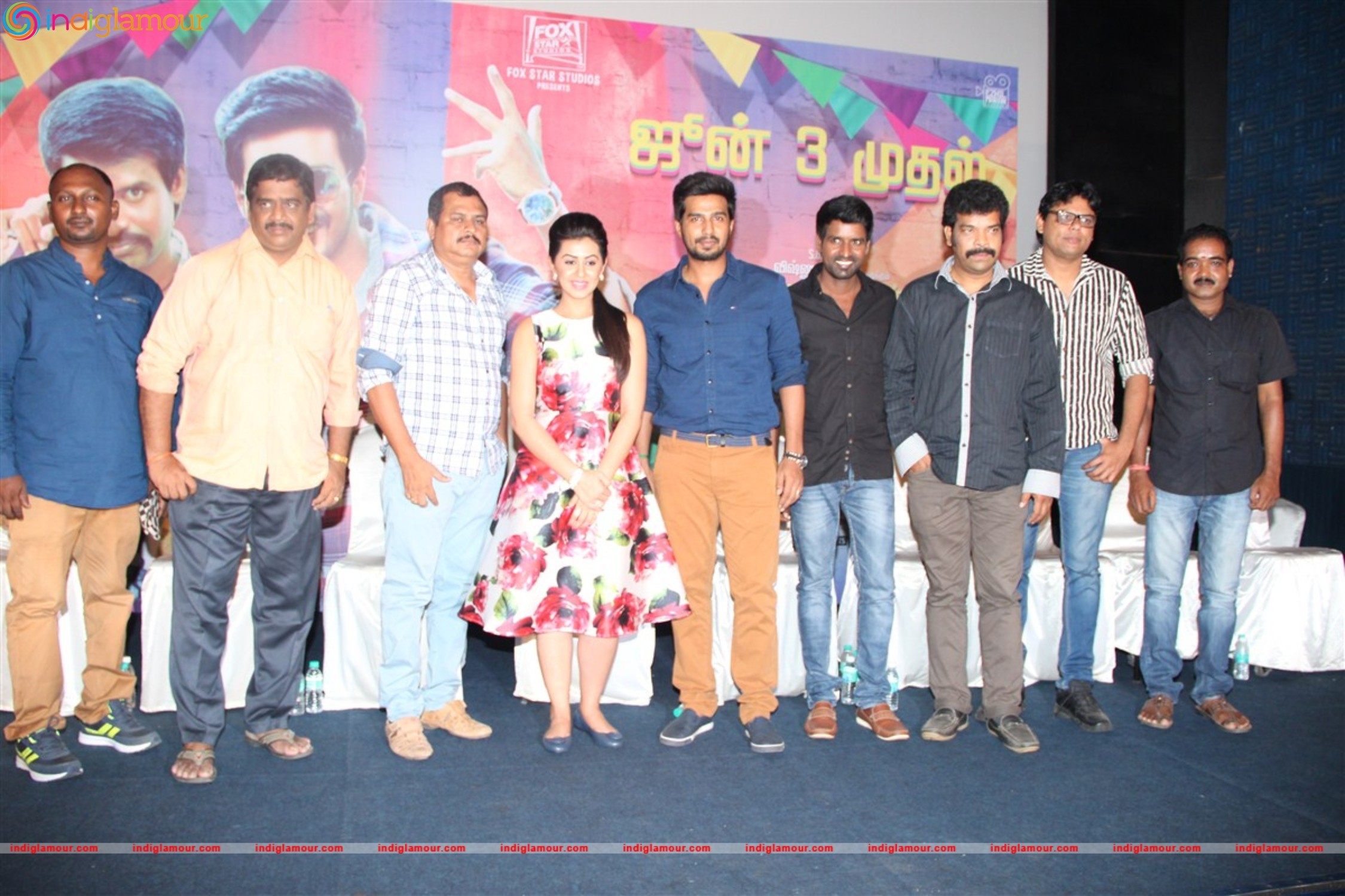 Velainu Vandhutta Vellaikaaran Movie Press Meet Photos Event hd photo