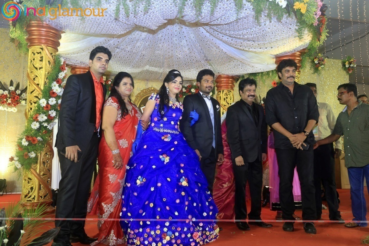 Director R. Pandiarajan Son Prithvi Rajan And Akshaya Wedding Reception Stills Event hd photo